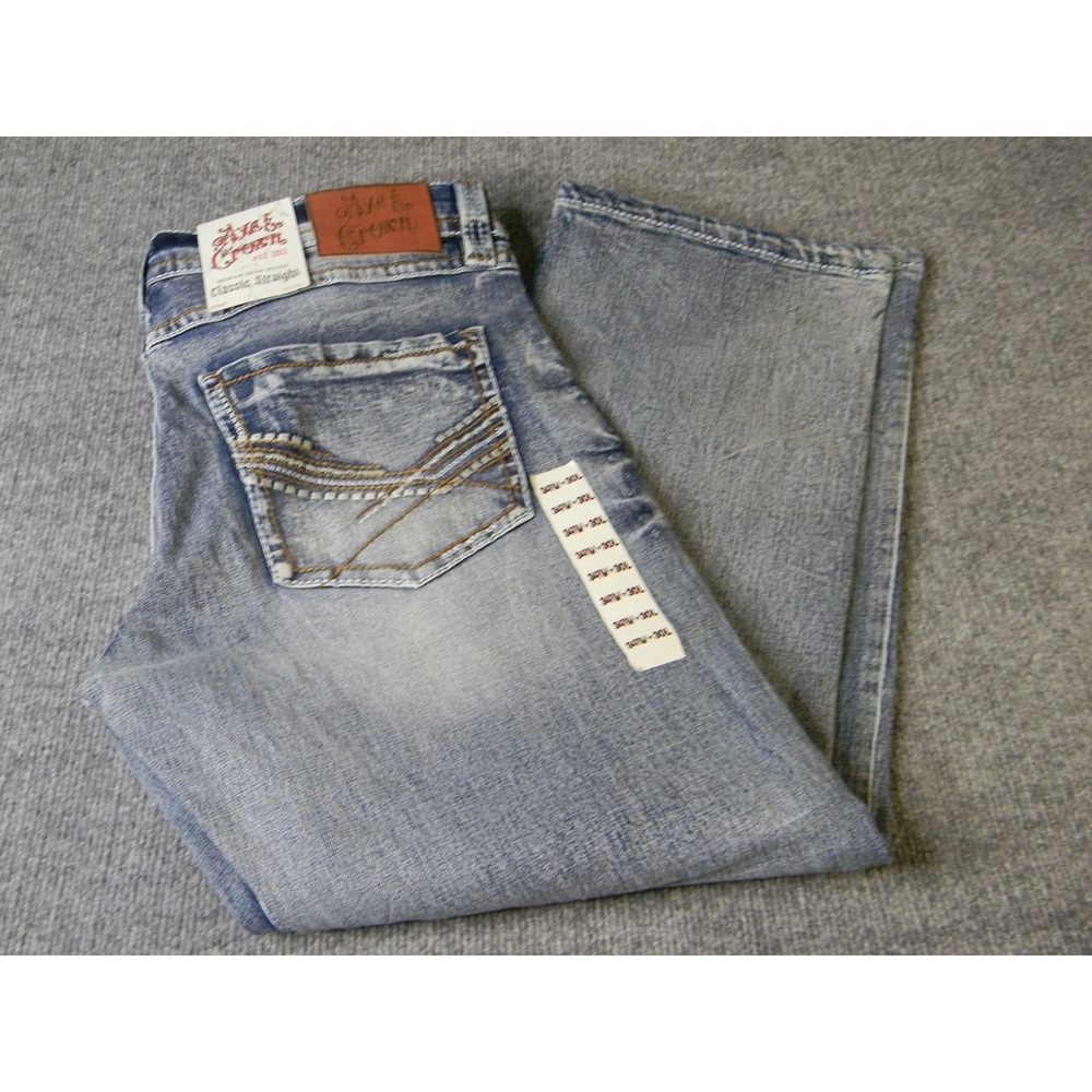Axe & Crown Classic Straight Jeans Men's 34x30 Light Wash Stretch Denim NWT